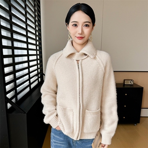 2025年秋季新款百搭女士羊绒外套图片
