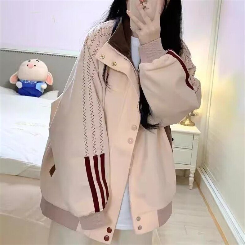 W9358-P70 网图现货新款复古字母刺绣拼接立领夹克宽松棒球服外套图片