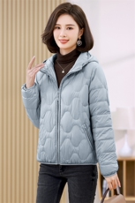 时尚简洁连帽羽绒服通勤好搭配洋气冬装，女装羽绒服，衣之秀