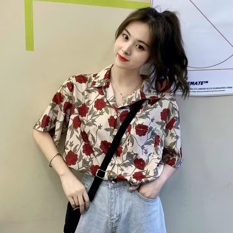 2025新款港风复古印花短袖衬衫女韩版宽松小众设计感学生雪纺衬衣,男装T恤,星座506A
