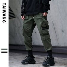 军绿色