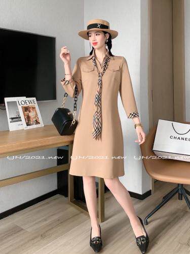 简约大方连衣裙,女装连衣裙,莲佳妮