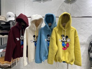 羊羔毛加绒保暖卫衣均码图片
