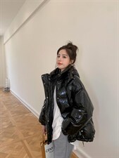 时尚休闲羽绒服，白鸭绒，女装羽绒服，川哲