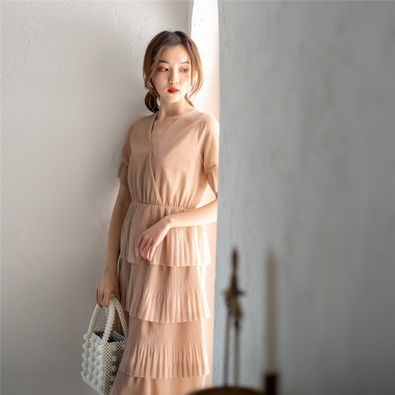 个性时尚连衣裙2021年潮流简约夏季长袖显瘦修身百搭,女装连衣裙,依恋蒂丝