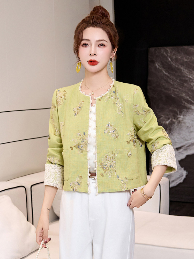 小香风外套女2025开春新款小个子超火新中式国风短款绿色刺绣上衣,女装短外套,布芭啦