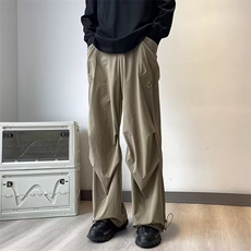 卡其色