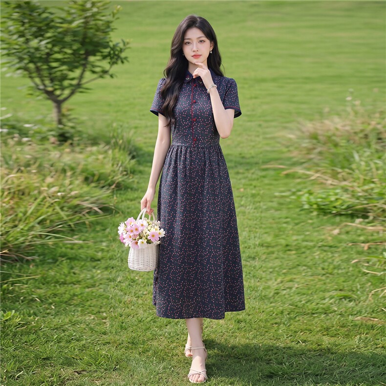 田园风斜领碎花刺绣连衣裙女春夏收腰显瘦中长裙,女装连衣裙,水衣源