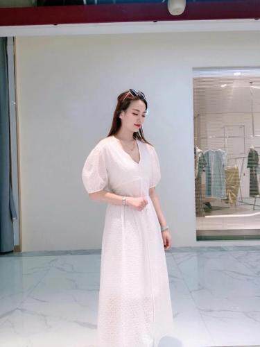 7061:新款面料，连衣裙，女装连衣裙，朗色千秋