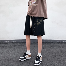黑色