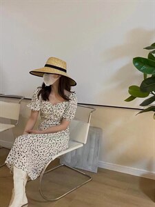 春夏，韩版碎花连衣裙图片