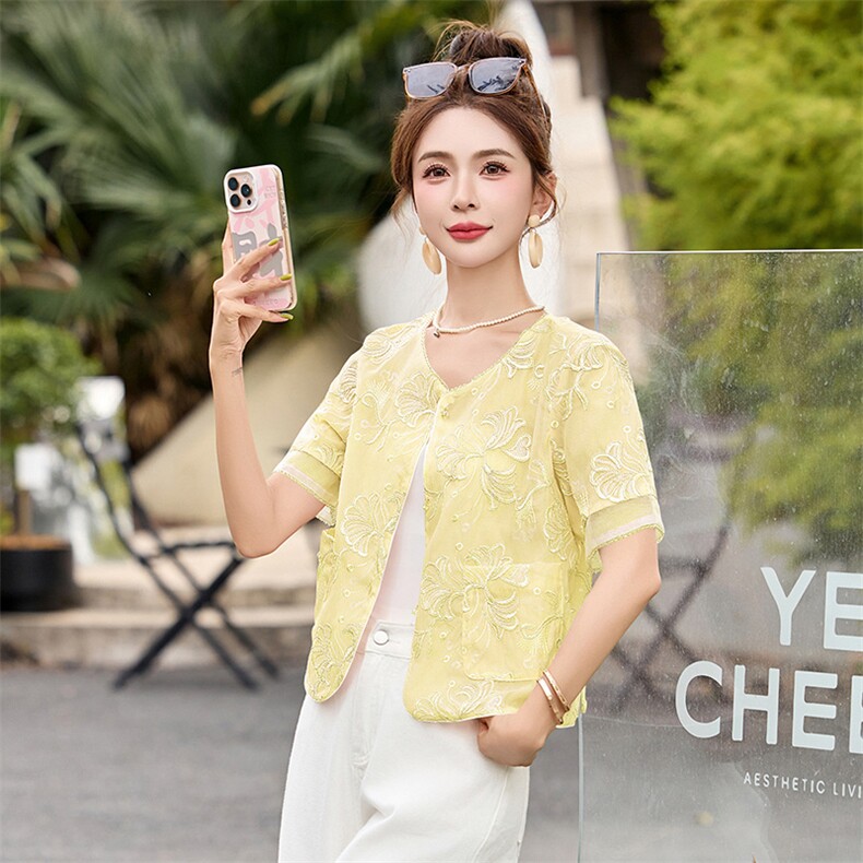 风短款外套女2025夏季新款小个子显瘦减龄开衫上衣ZQ2556绝美超火,女装短外套,众宇琦