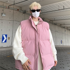 粉红色