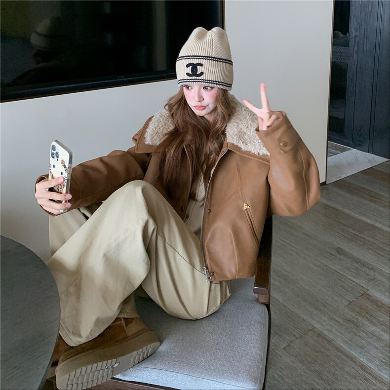 羊羔毛领美拉德咖色皮衣羽绒服女冬超火好看高级小众短款加厚外套,女装羽绒服,2C307
