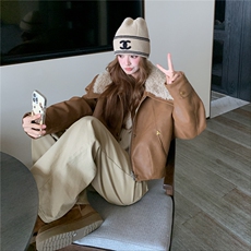 羊羔毛领美拉德咖色皮衣羽绒服女冬超火好看高级小众短款加厚外套，女装羽绒服，2C307