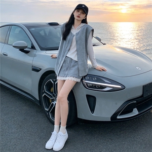 韩版时尚休闲裤裙套装女春款马甲外套连帽T恤蕾丝花边裤裙三件套图片