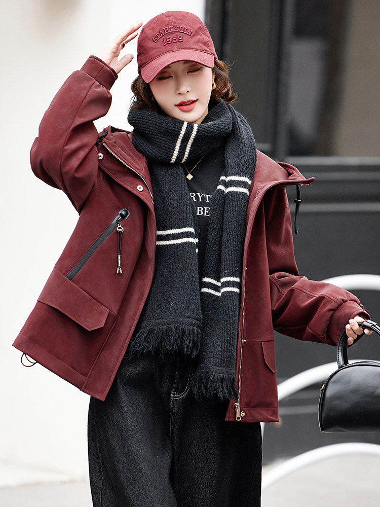 安可拉红短款羽绒服女冬季2024新款高级感加厚宽松保暖派克服外套,女装羽绒服,姿萝菲