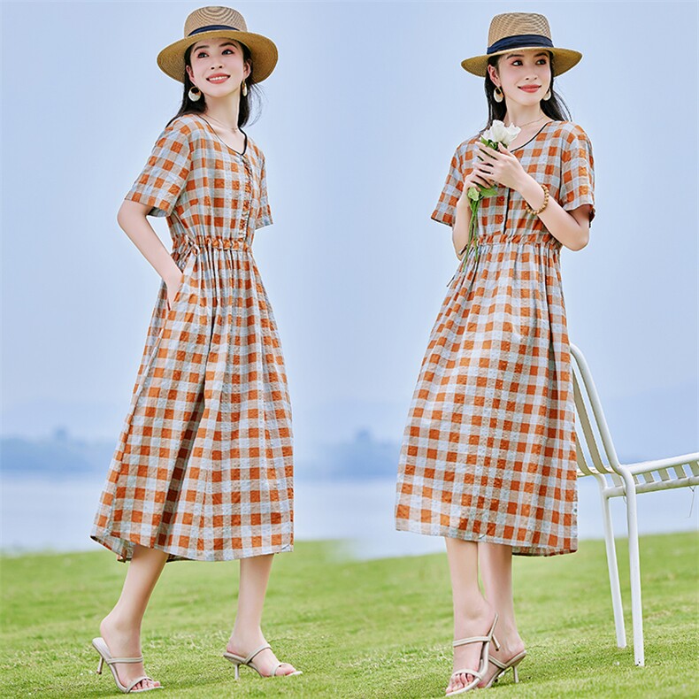 棉麻连衣裙夏季2025新款衣服大码女装高端精致气质宽松格子长裙子,女装连衣裙,铭街依杨