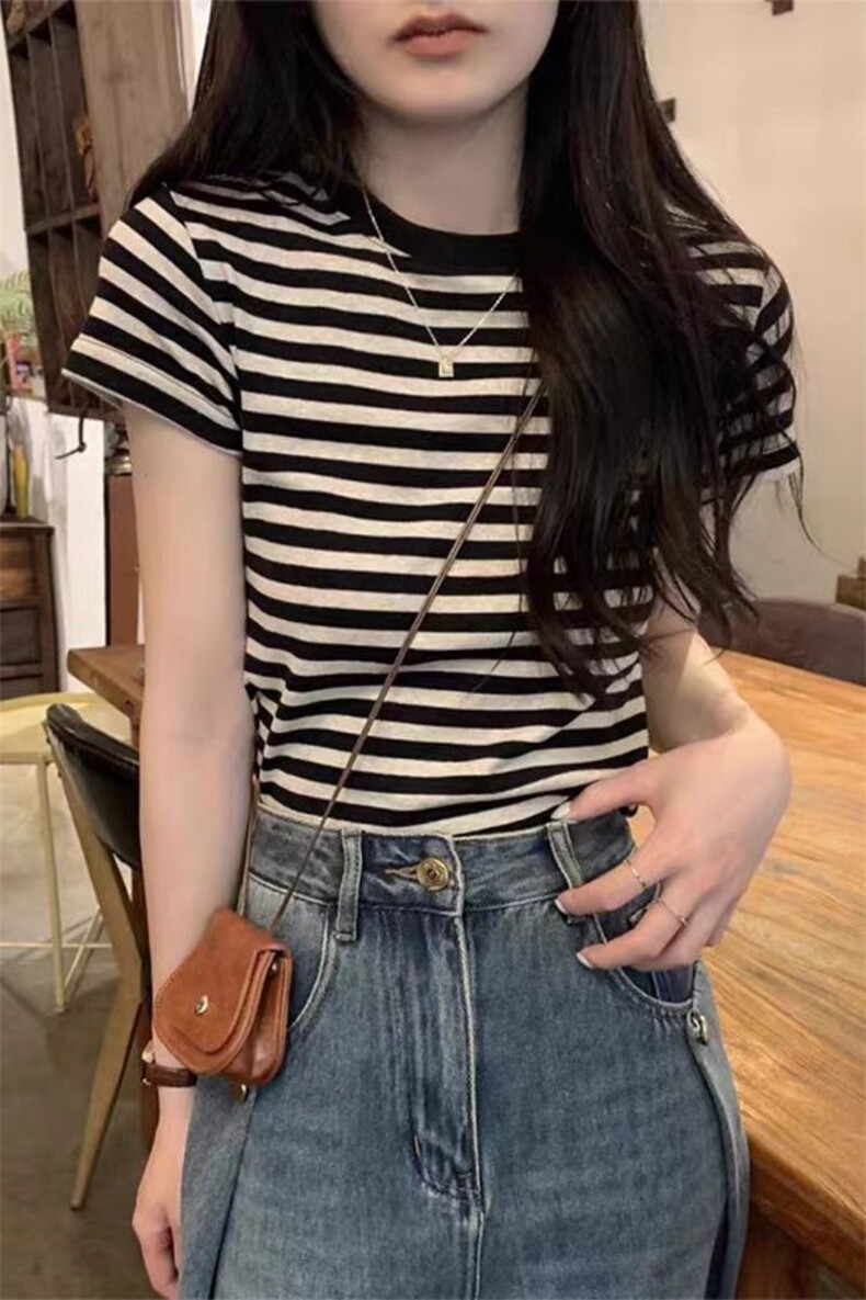 夏季新款女士休闲百搭通勤时尚条纹圆领短袖,女装T恤,锦瑟羊绒