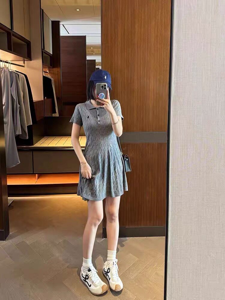 Polo领刺绣小马中长款连衣裙，女装连衣裙，织己羊绒