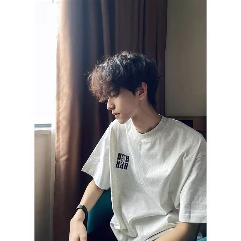 万针全刺绣工艺抖音得物高品质260克重磅纯棉双纱美式高街短袖T恤图片
