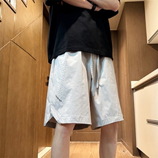 灰色