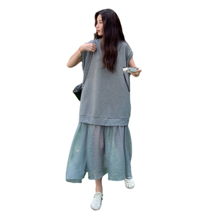 灰色高级感无袖连衣裙女2025夏季新款今年流行薄纱拼接宽松T恤裙图片