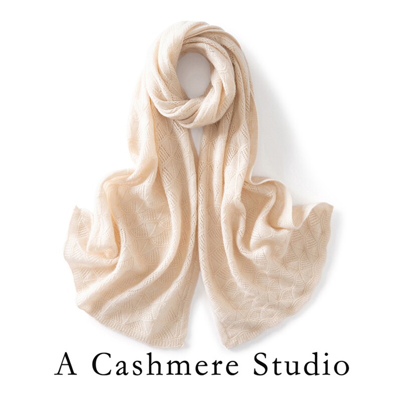 冬季反正针镂空围巾时尚百搭通勤简约休闲，围巾，蒙娇羊绒