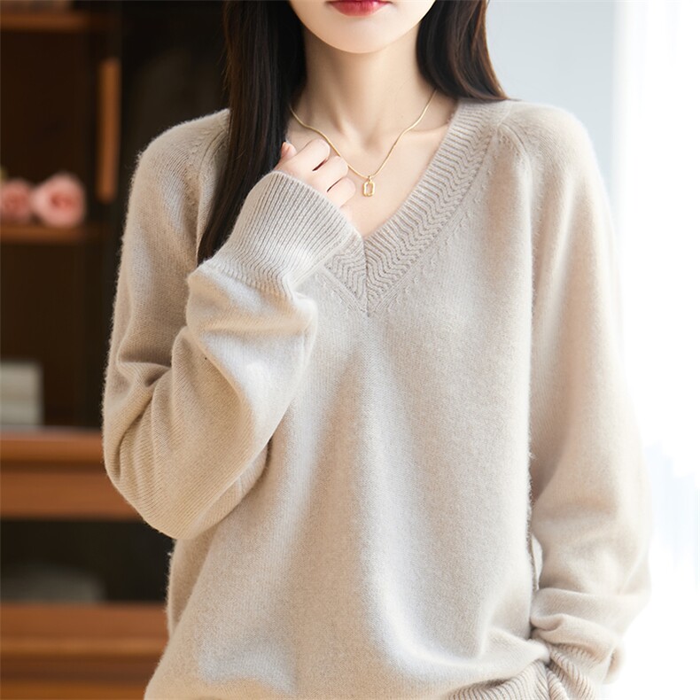 2025年秋季时尚百搭通勤简约休闲V领宽松羊毛衫,女装羊毛衫,贝美羊绒