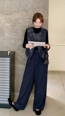 牛仔套装女2025秋季新款巨好看的韩系休闲打底衫马甲阔腿裤三件套，女装套装/套裙，2D075
