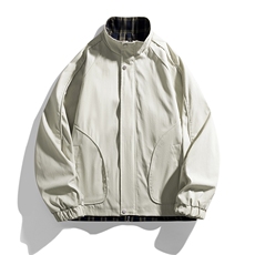 米白色