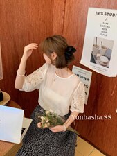 2022韵芭莎夏季新款镂空刺绣上衣，其它，韵芭莎