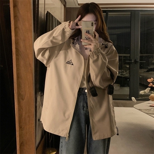 新款冲锋衣女新款美式复古外套春秋薄款小个子棒球服夹克C712-90图片