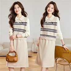 法式条纹针织连衣裙两件套女秋冬新款时尚独特漂亮减龄套装毛衣裙，女装针织衫/毛衣，艾米
