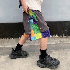 深灰色