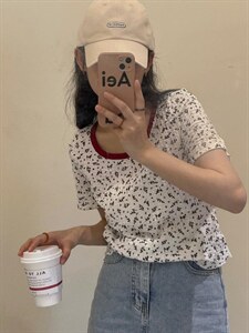 新款碎花小衫～巨跑量图片