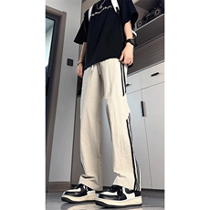 灰色