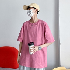 玫红色