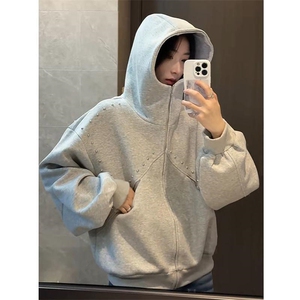 抖音得物高品质二开26春装美式高街铆钉拼接纯色开衫卫衣外套W122,白衬衫怎么搭配休闲图片