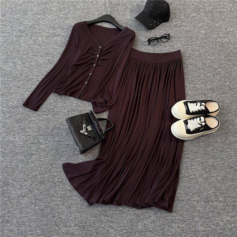 时尚气质减龄运动套装裙女春新款褶皱收腰V领上衣半身长裙两件套，女装套装/套裙，江南