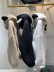 大兔子外套,其它,泓利