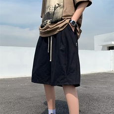 黑色