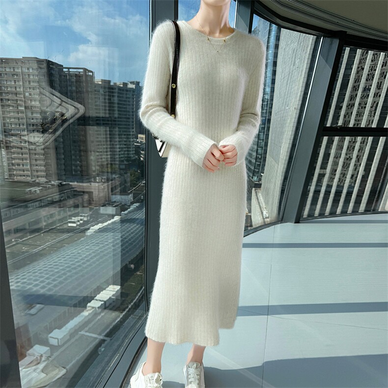 2025秋冬百搭时尚简约长袖圆领收腰针织连衣裙，女装连衣裙，冬贝尔貂绒