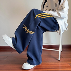 藏青色