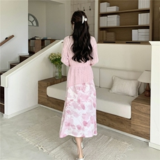 2026春季新款温柔风粉色系带针织衫+碎花吊带裙两件套韩系显瘦，女装套装/套裙，艾米莉亚