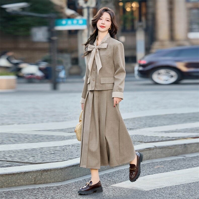 2025年春季新款设计感减龄休闲日常套裙女图片