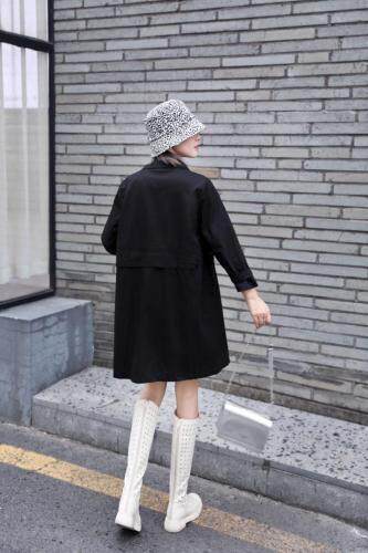 腰间扣子韩版风衣，女装风衣，美惠百合
