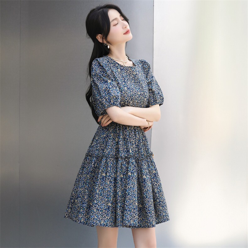 2024新款女装夏季茶歇法式小个子碎花连衣裙子清纯高级感收腰裙子,女装连衣裙,美沁
