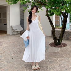 法式针织马甲连衣裙套装女2025年夏季新款度假风吊带连衣裙两件套，女装套装/套裙，2C110