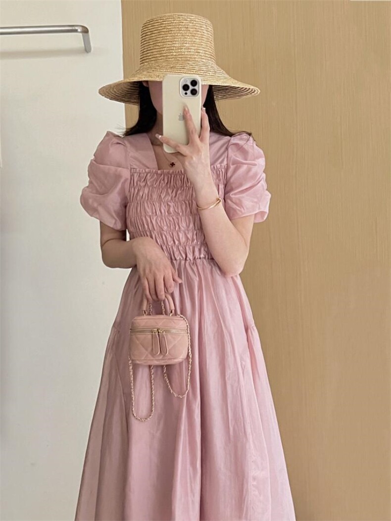 2023年夏季连衣裙，女装连衣裙，美巾涵